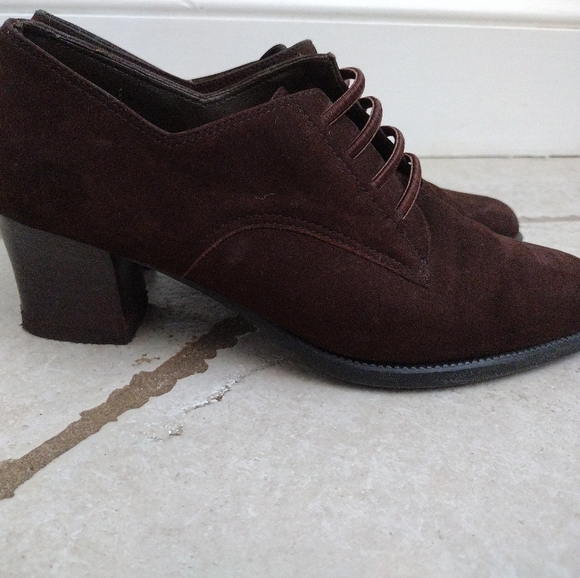 Aerosol brand size 7 heel - Picture 2 of 5